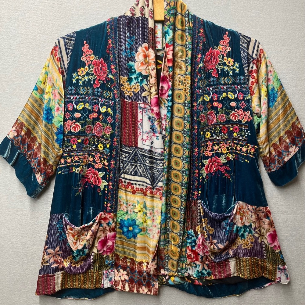 NWOT Johnny Was Biza Kimono Womens Smal Velvet Silk Embroidered Patchwork Jacket